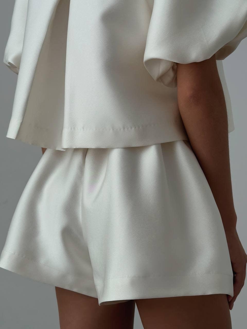 Elegant White Two-Piece Suit - Maelle Paris