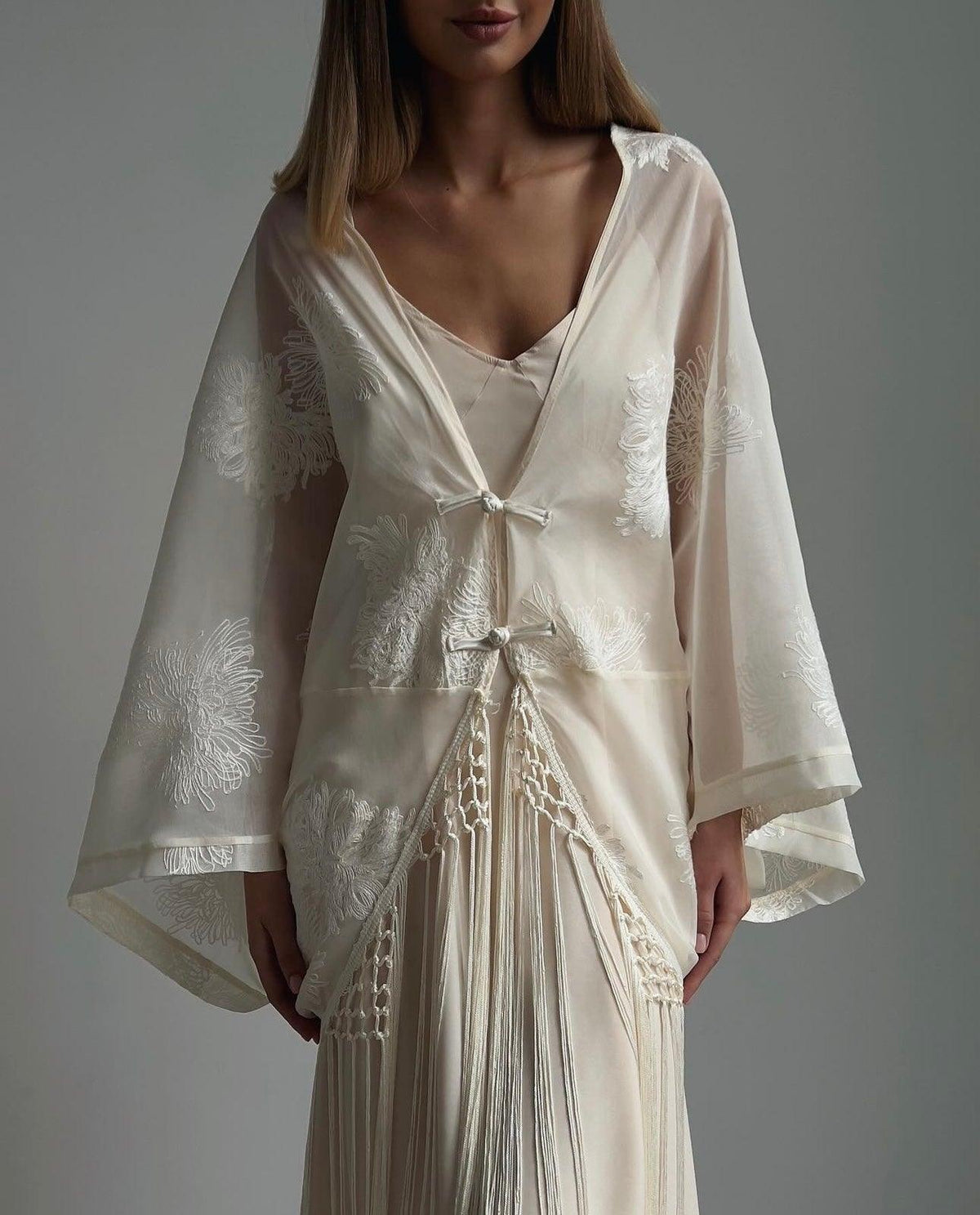 Elegant White Floral Embroidered Suit Set - Maelle Paris