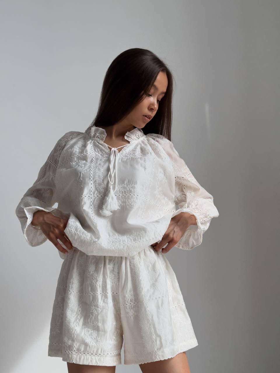 Elegant White Lace Embroidered Suit - Maelle Paris
