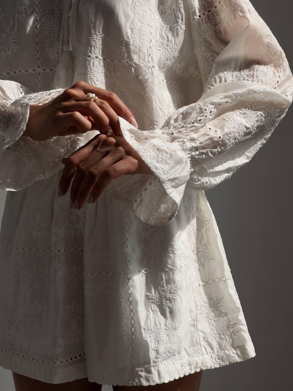 Elegant White Lace Embroidered Suit - Maelle Paris